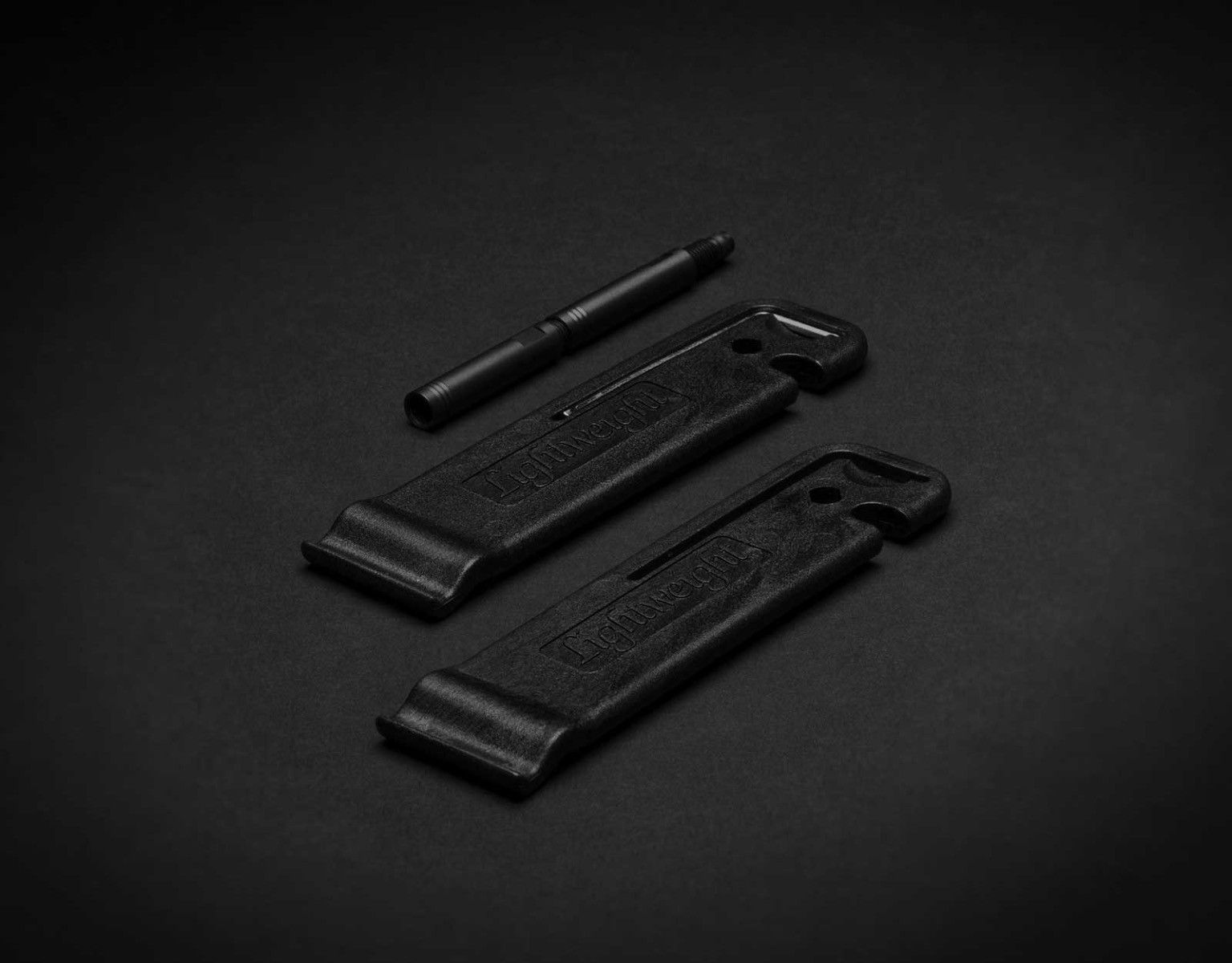 Lightweight-Lightweight Valve extensions (56mm) & tire levers_401013_