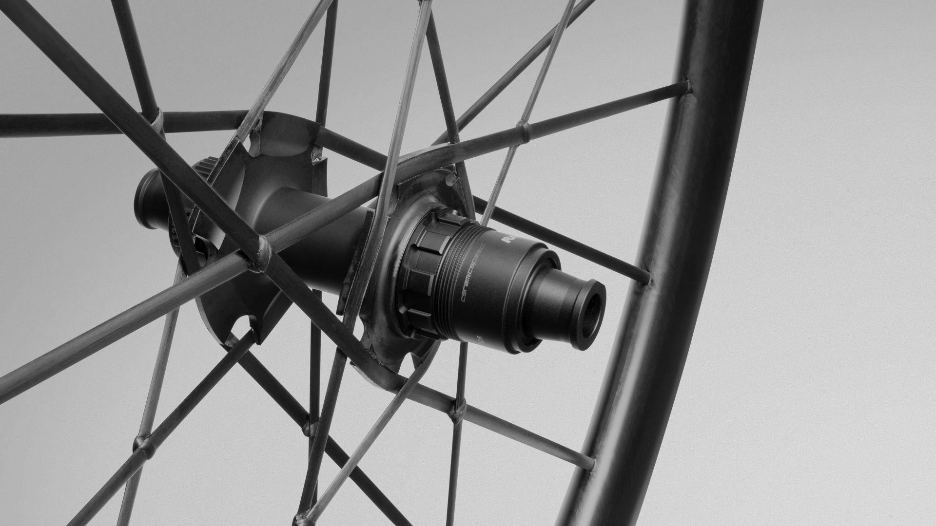 Lightweight-Lightweight Laufradsatz Meilenstein ART, Schwarz Edition, Shimano 11/12-fach EXP_MA28D12020-25-113_