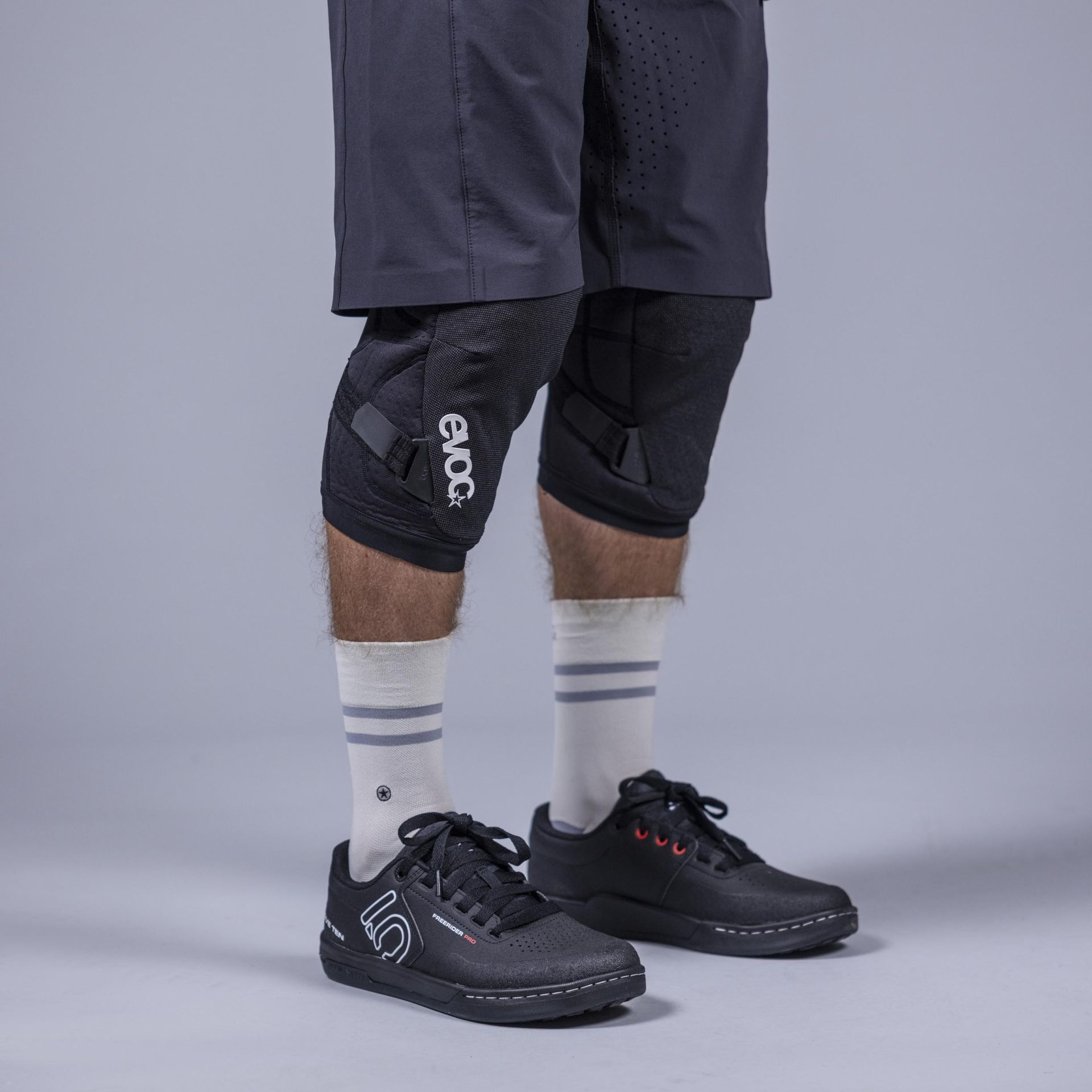 Evoc-EVOC Knee Protector LS Flex Enduro, black_304002100_