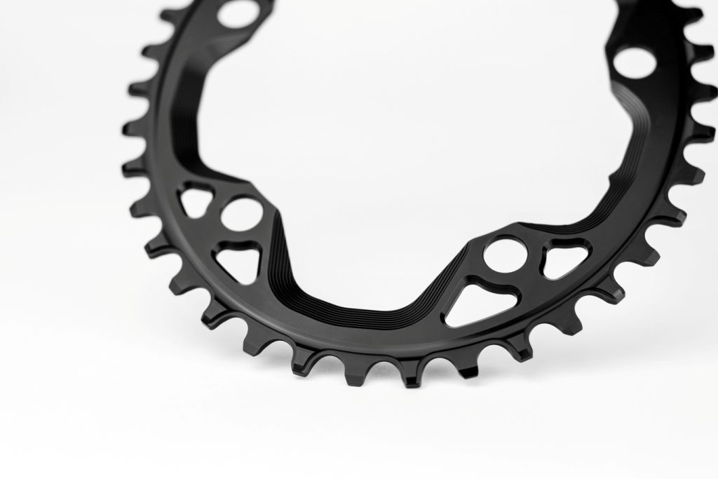 Absolute Black-Absolute Black Cyclocross Kettenblatt, Oval, 110 Lochkreis, 5 Loch, schwarz,_CXOV381105BK_